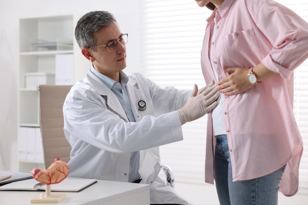 Top 10 reasons to consult a gastroenterologist